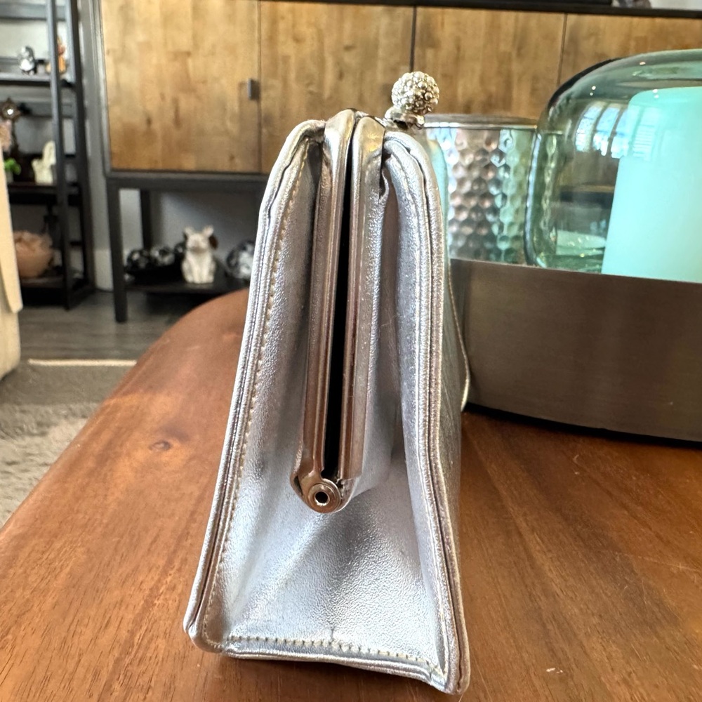 Vintage Silver Clutch Bag - Picture 4 of 9
